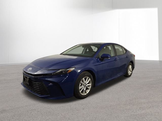 Used 2025 Toyota Camry LE FWD image 2