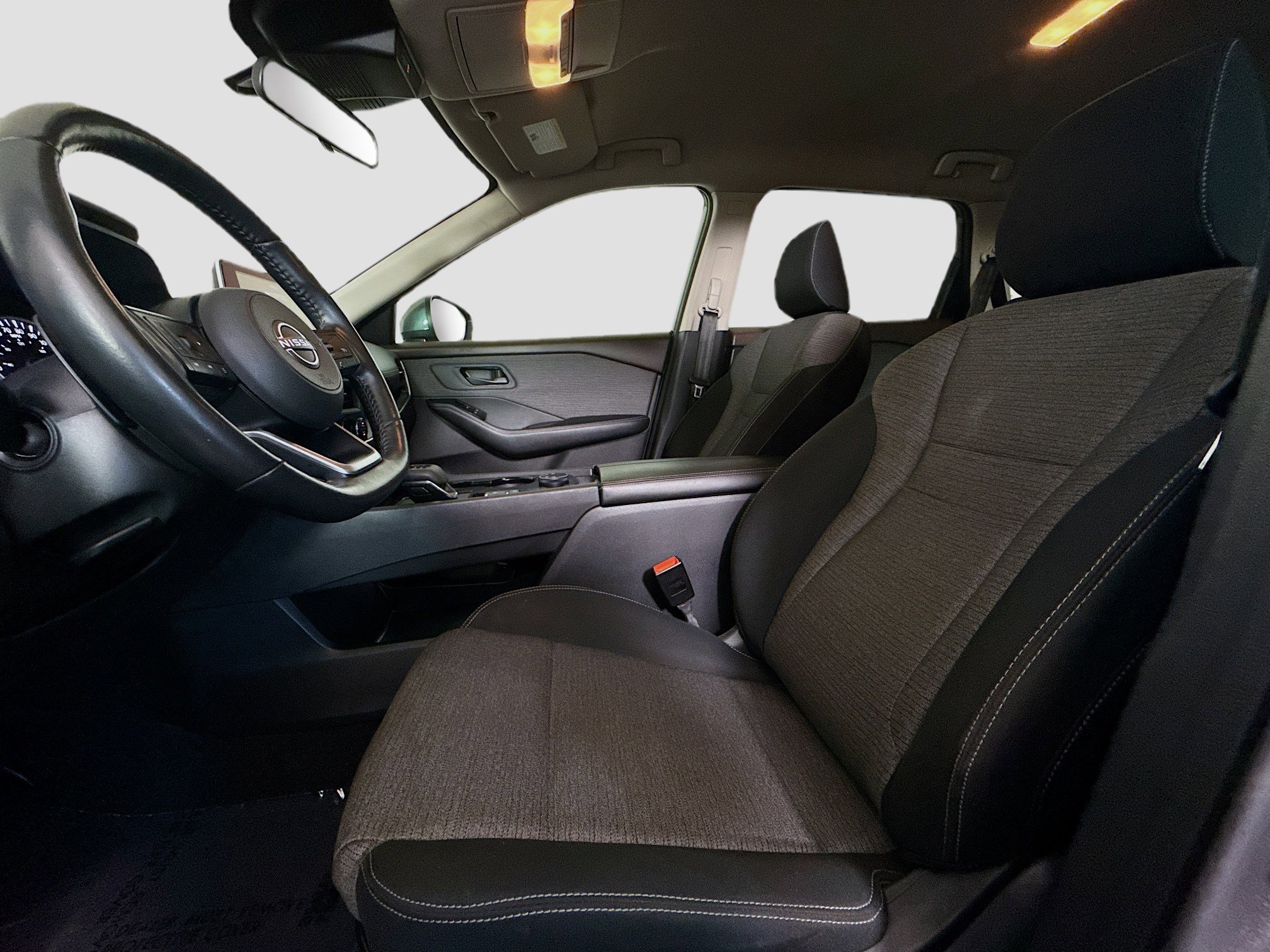 Used 2022 Nissan Rogue S AWD/4WD image 22