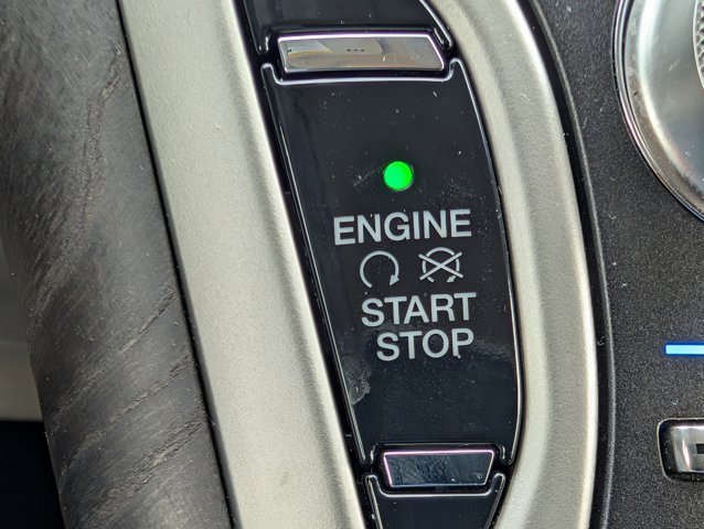 Used 2019 Lincoln Nautilus Reserve image 26