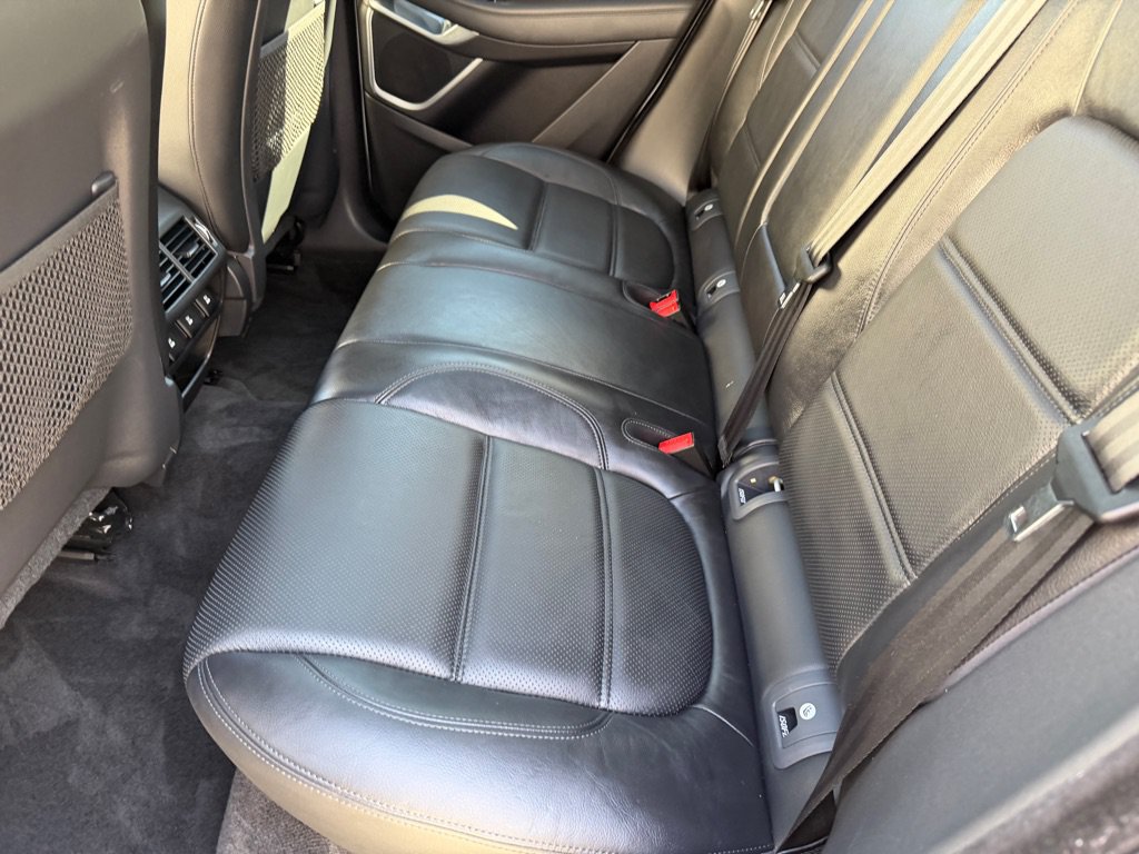 Used 2018 Jaguar E-PACE S AWD/4WD image 17