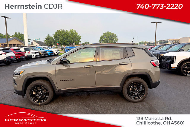 New 2026 Jeep Compass Latitude AWD/4WD image 4