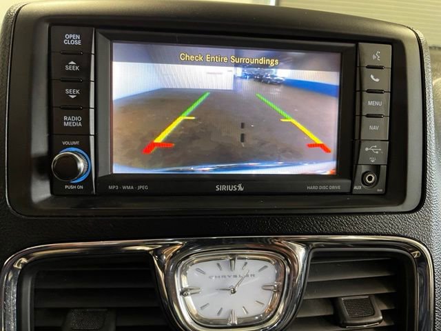 Used 2012 Chrysler Town & Country Limited w/ Luxury Group FWD image 26