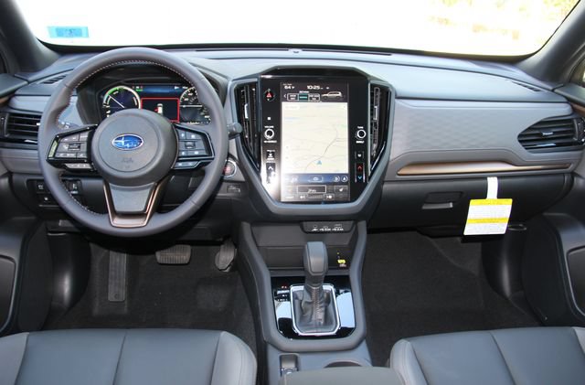 Used 2025 Subaru Forester Sport AWD/4WD image 33