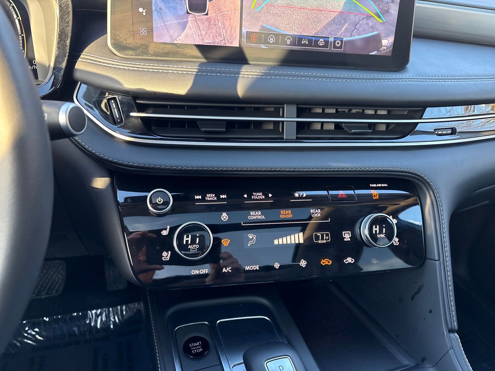 Certified 2026 INFINITI QX60 Luxe w/ Cargo Package image 17