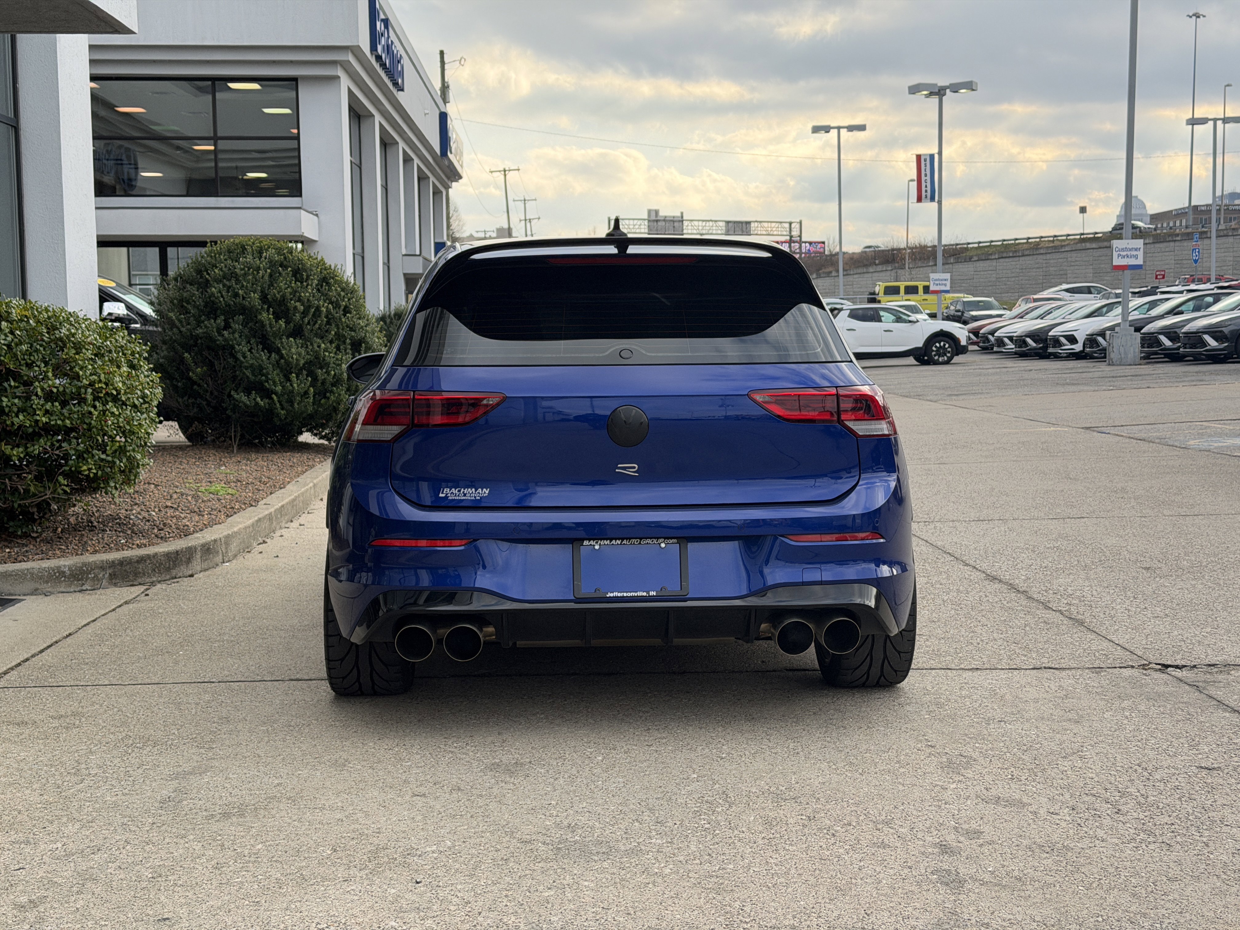 Used 2024 Volkswagen Golf R image 6