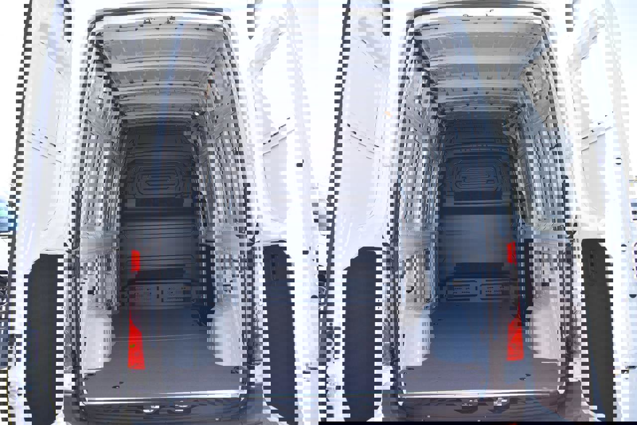 New 2025 Mercedes-Benz Sprinter 2500 image 8