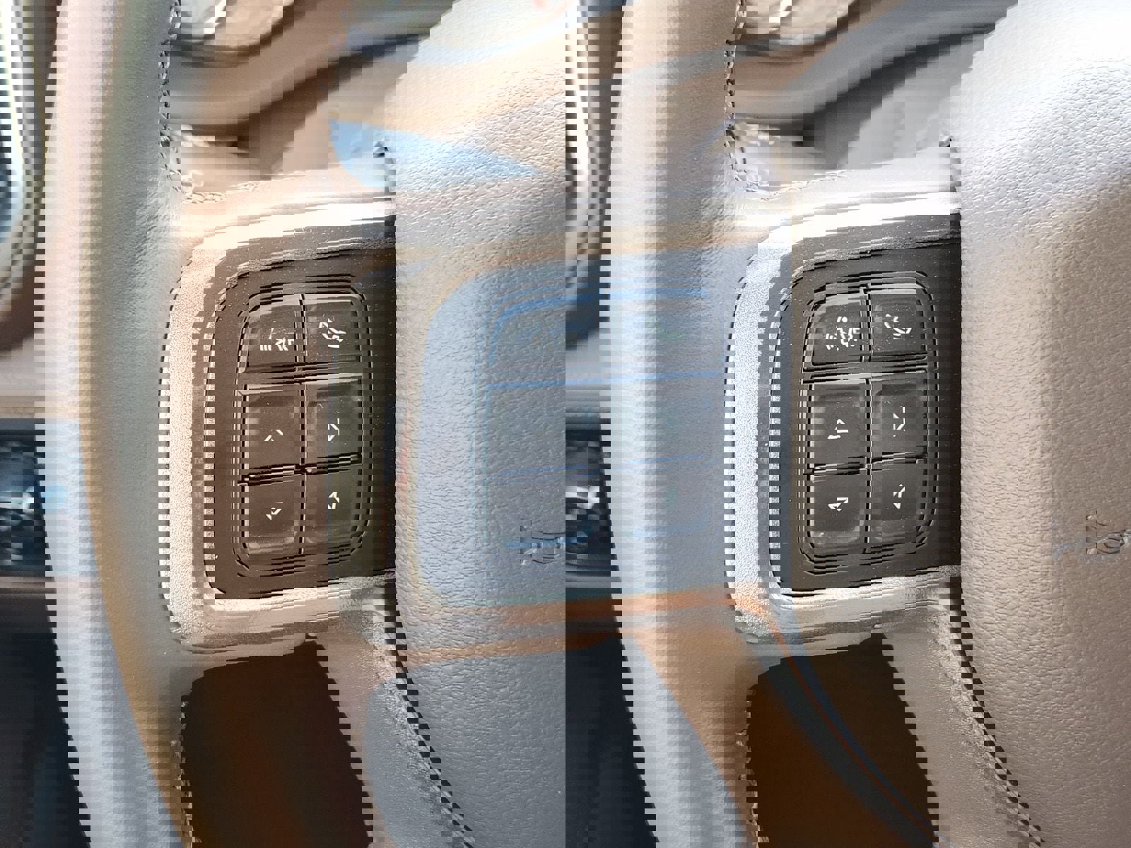 Used 2022 RAM 2500 Limited image 40