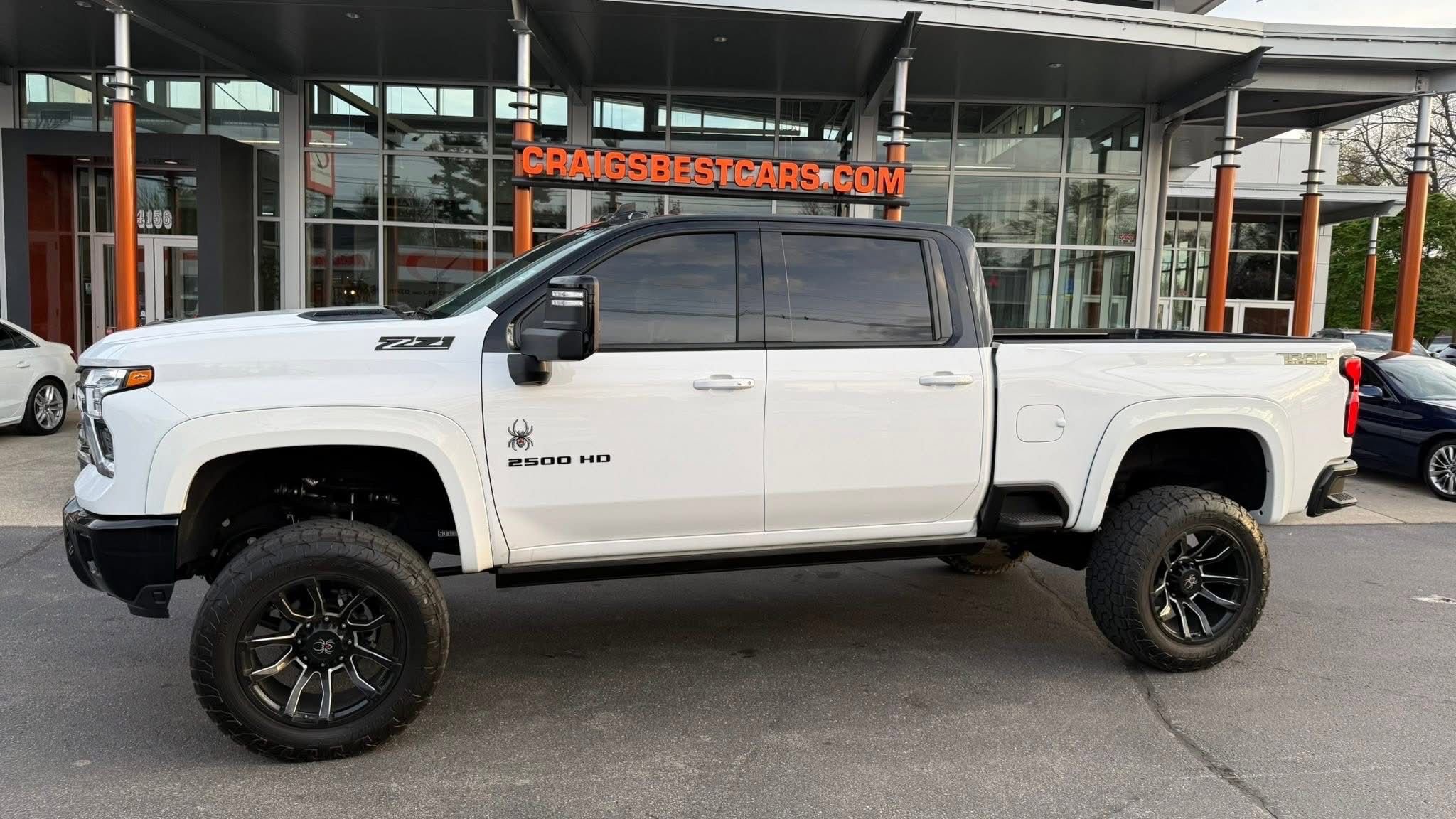 Used 2025 Chevrolet Silverado 2500 LTZ w/ Trail Boss Package image 4