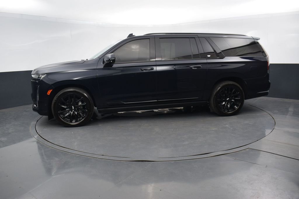 Certified 2023 Cadillac Escalade ESV Sport Platinum w/ LPO, ONYX Package image 2