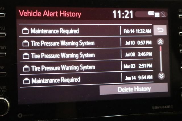 Used 2020 Toyota Corolla SE image 36