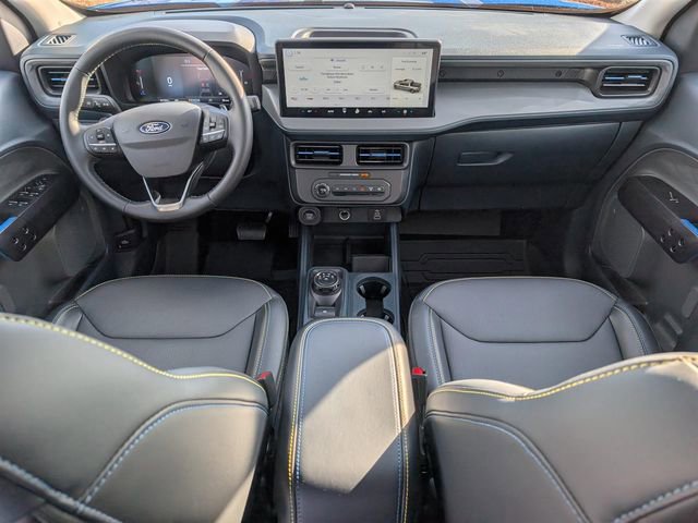 Used 2025 Ford Maverick Lobo AWD/4WD image 18