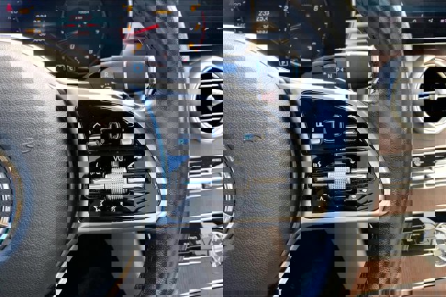 Used 2021 Mercedes-Benz C 300 4MATIC Sedan image 19