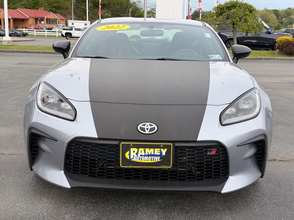 Used 2022 Toyota GR86 Premium RWD image 10