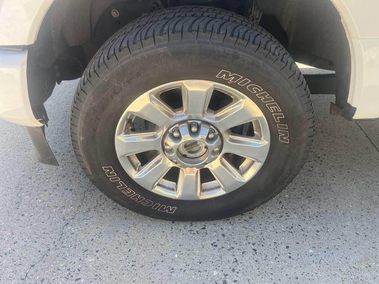 Used 2020 Ford F250 Platinum AWD/4WD image 8
