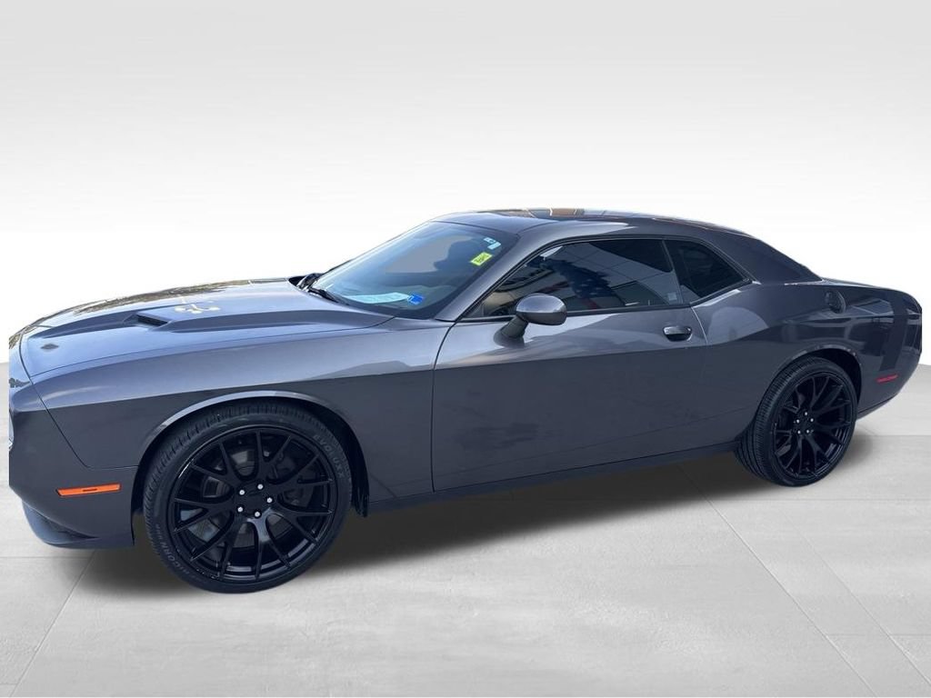 Used 2017 Dodge Challenger SXT w/ Super Sport Group (SS/T) RWD video 2