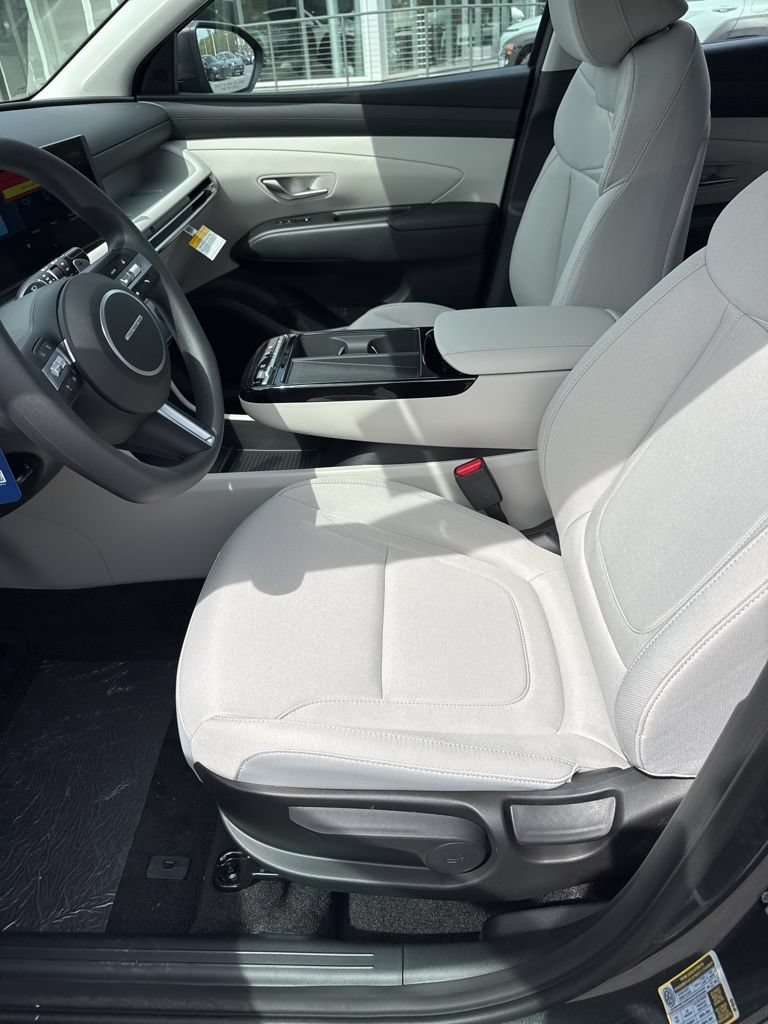 New 2026 Hyundai Tucson Blue SE AWD/4WD image 9