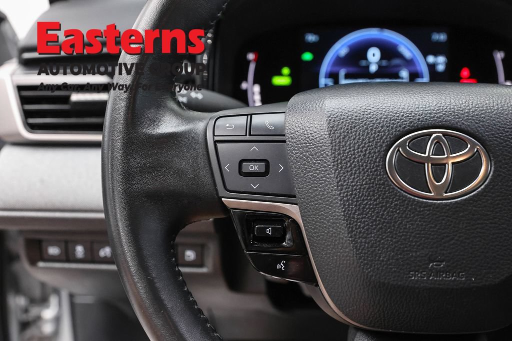 Used 2025 Toyota Camry LE w/ Convenience Package FWD image 15