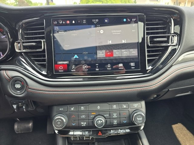 Used 2023 Dodge Durango R/T image 40