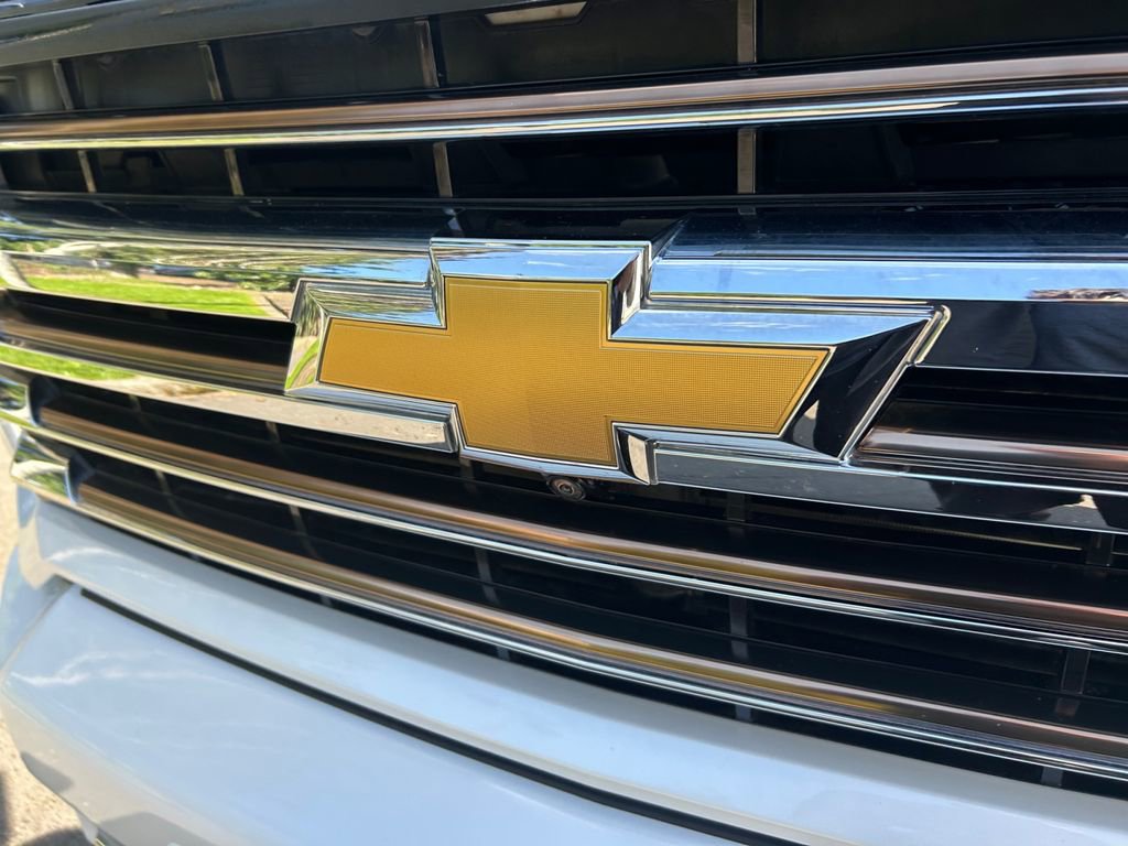 Used 2022 Chevrolet Silverado 3500 High Country image 31