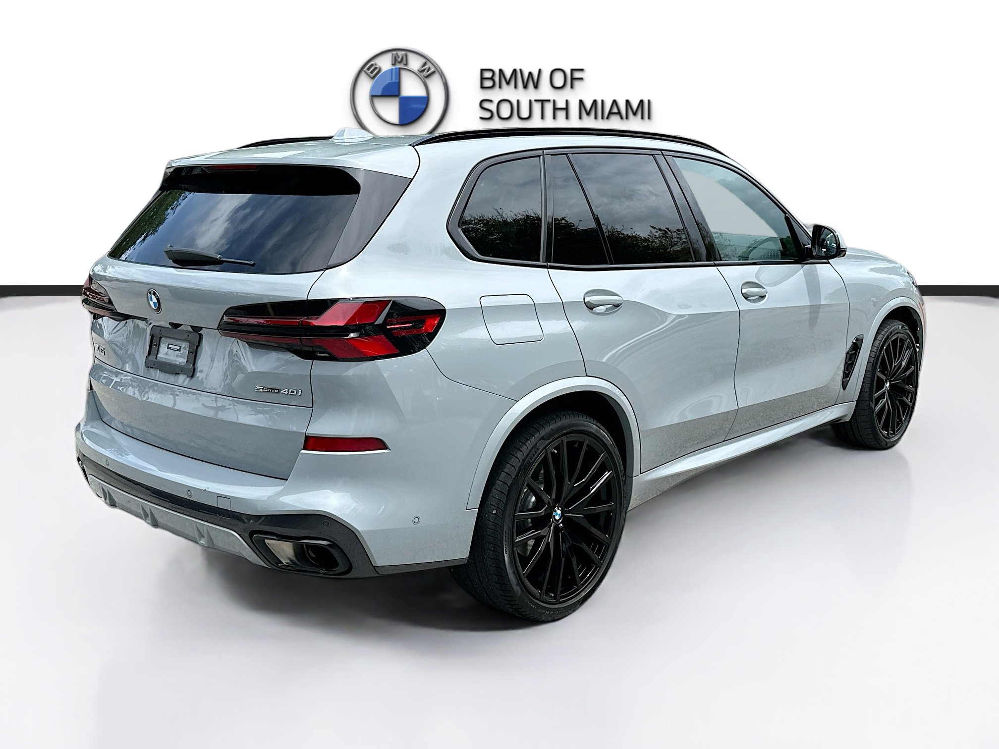 Certified 2024 BMW X5 sDrive40i w/ M Sport Package image 6