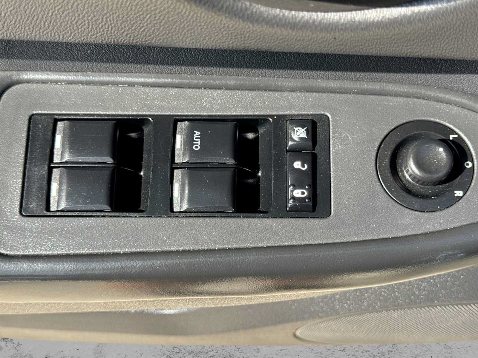 Used 2008 Dodge Charger SE RWD image 16