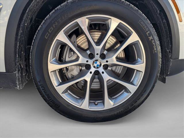 Used 2026 BMW X5 xDrive50e image 23