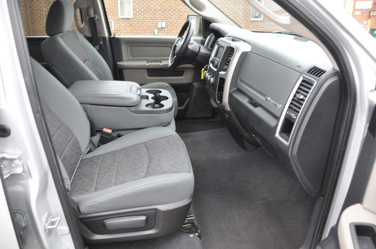 Used 2016 RAM 1500 Big Horn image 25