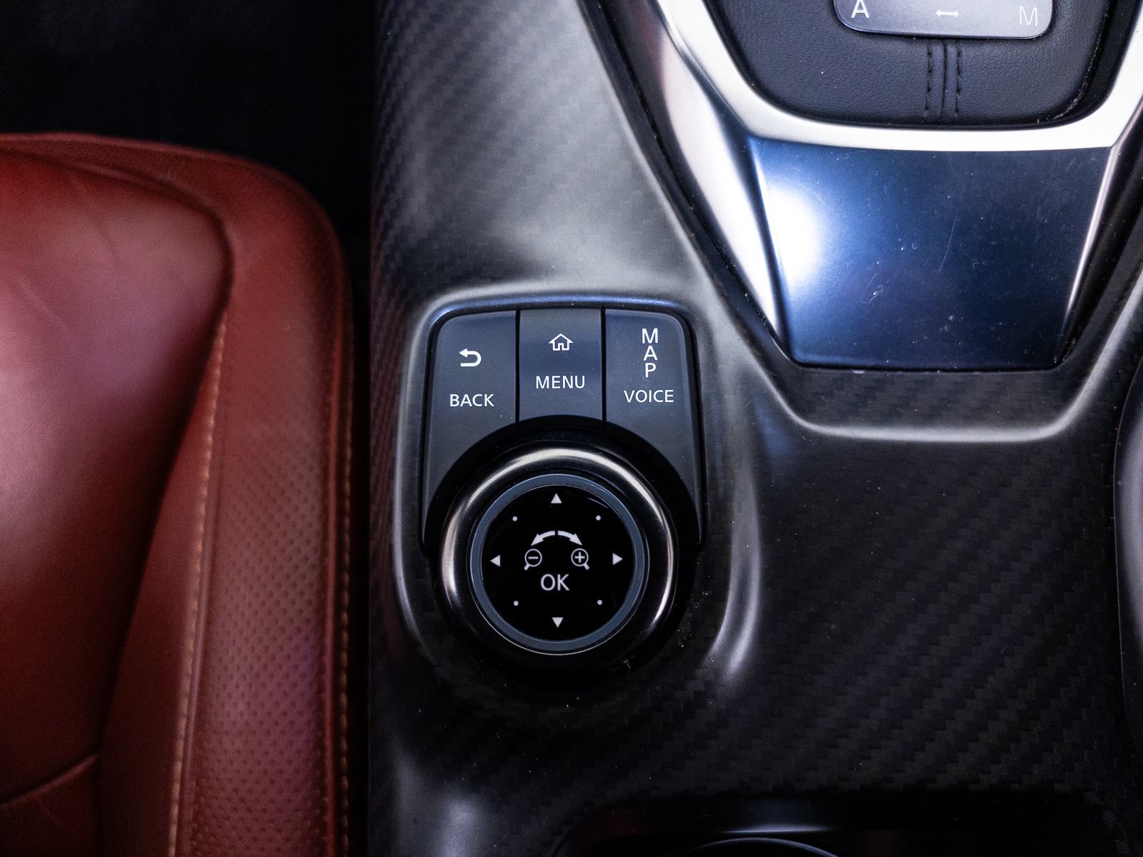 Used 2020 Nissan GT-R Premium w/ Premium Interior Package AWD/4WD image 37