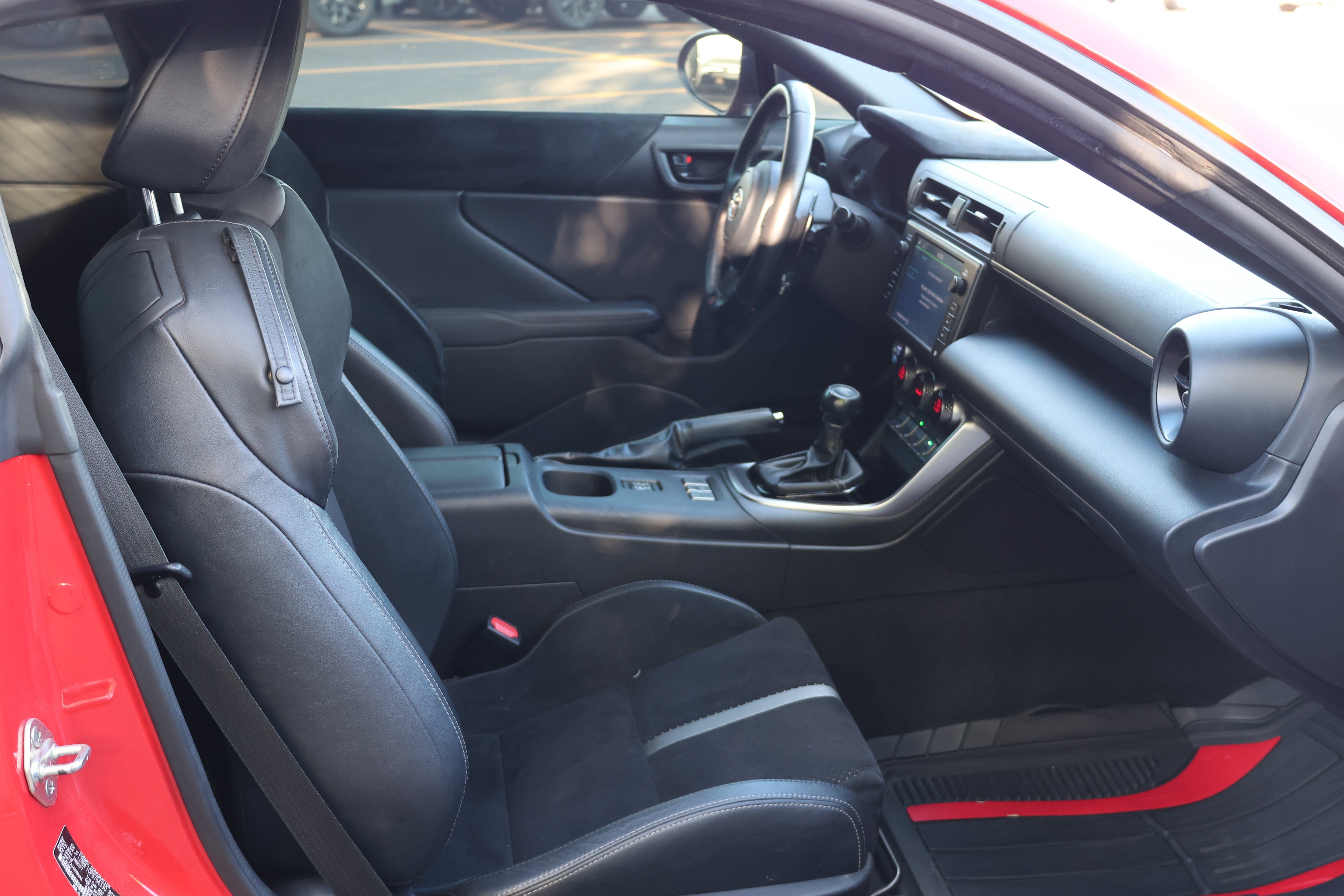 Used 2023 Toyota GR86 Premium RWD image 25