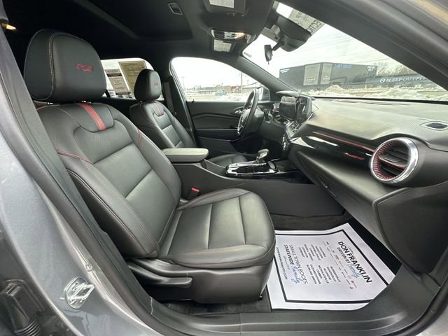 Used 2025 Chevrolet Trax RS w/ Sunroof Package image 24