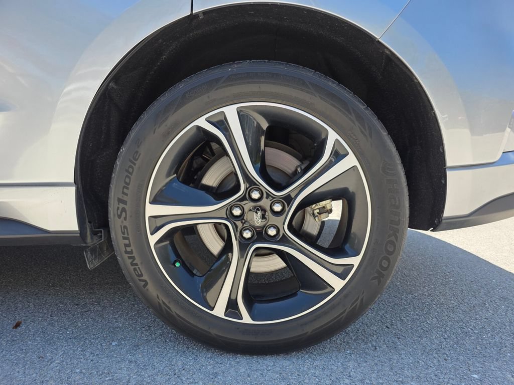 Used 2020 Ford Edge ST AWD/4WD image 16
