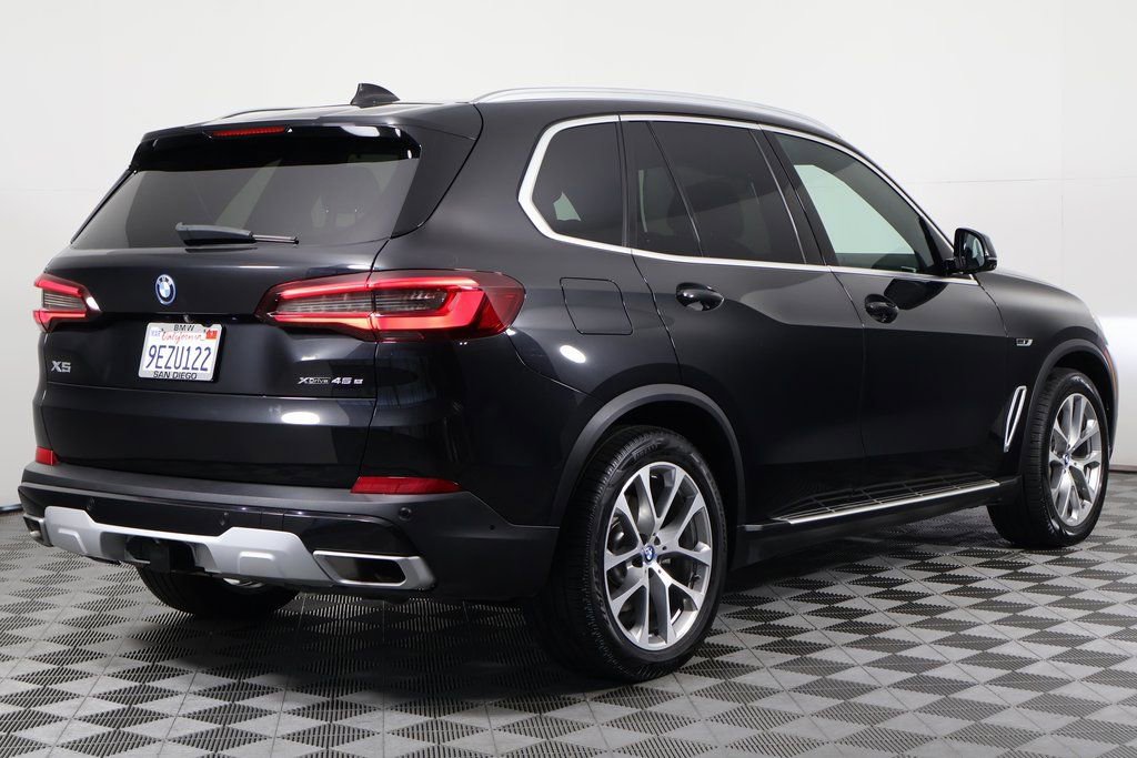 Used 2023 BMW X5 xDrive45e w/ Executive Package image 4
