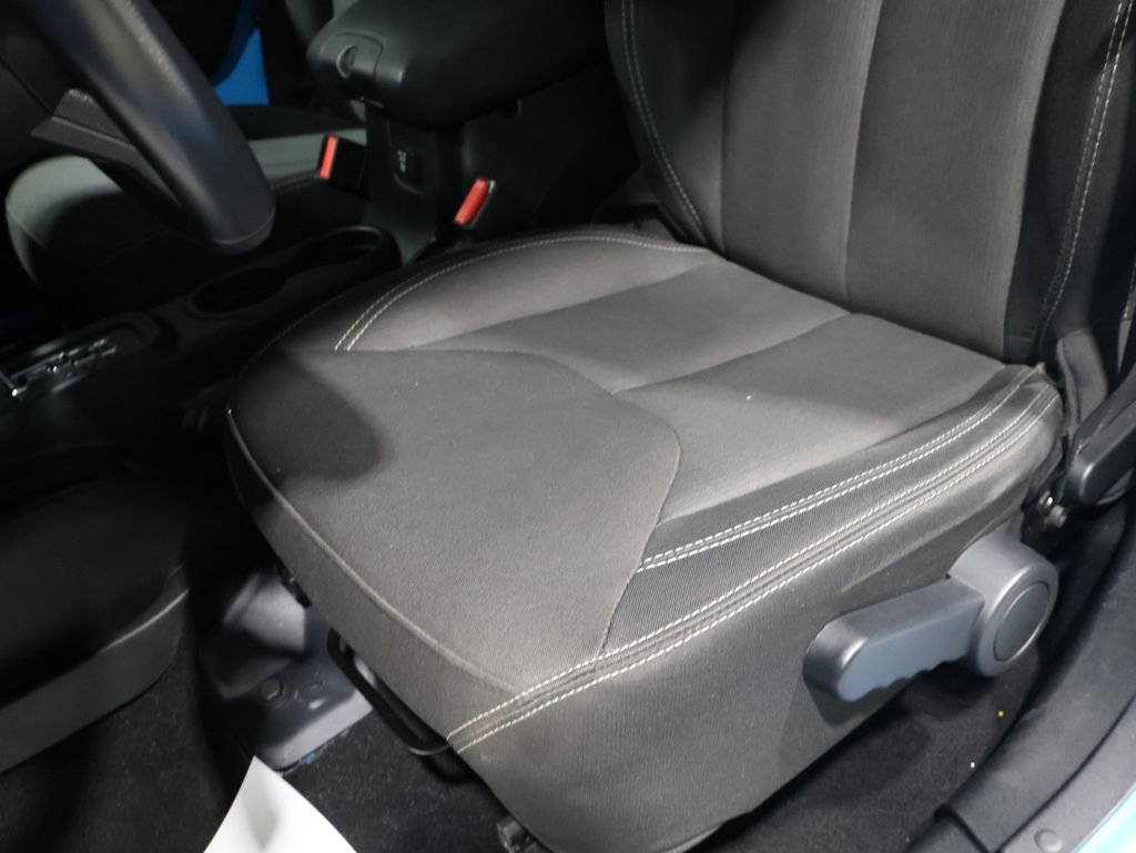 Used 2017 Jeep Wrangler Unlimited Sahara w/ Dual Top Group image 12