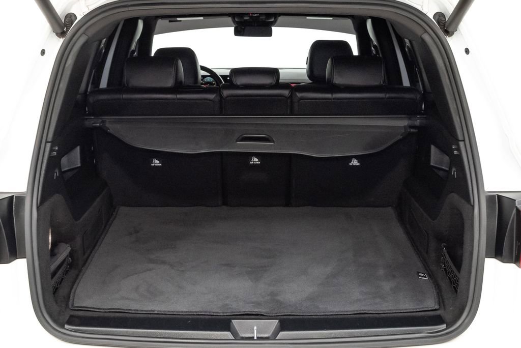 Used 2021 Mercedes-Benz GLB 35 AMG 4MATIC image 36