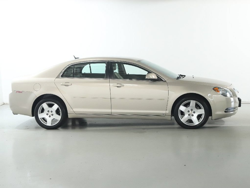 Used 2009 Chevrolet Malibu LT w/ HFV6 Engine Package FWD image 11