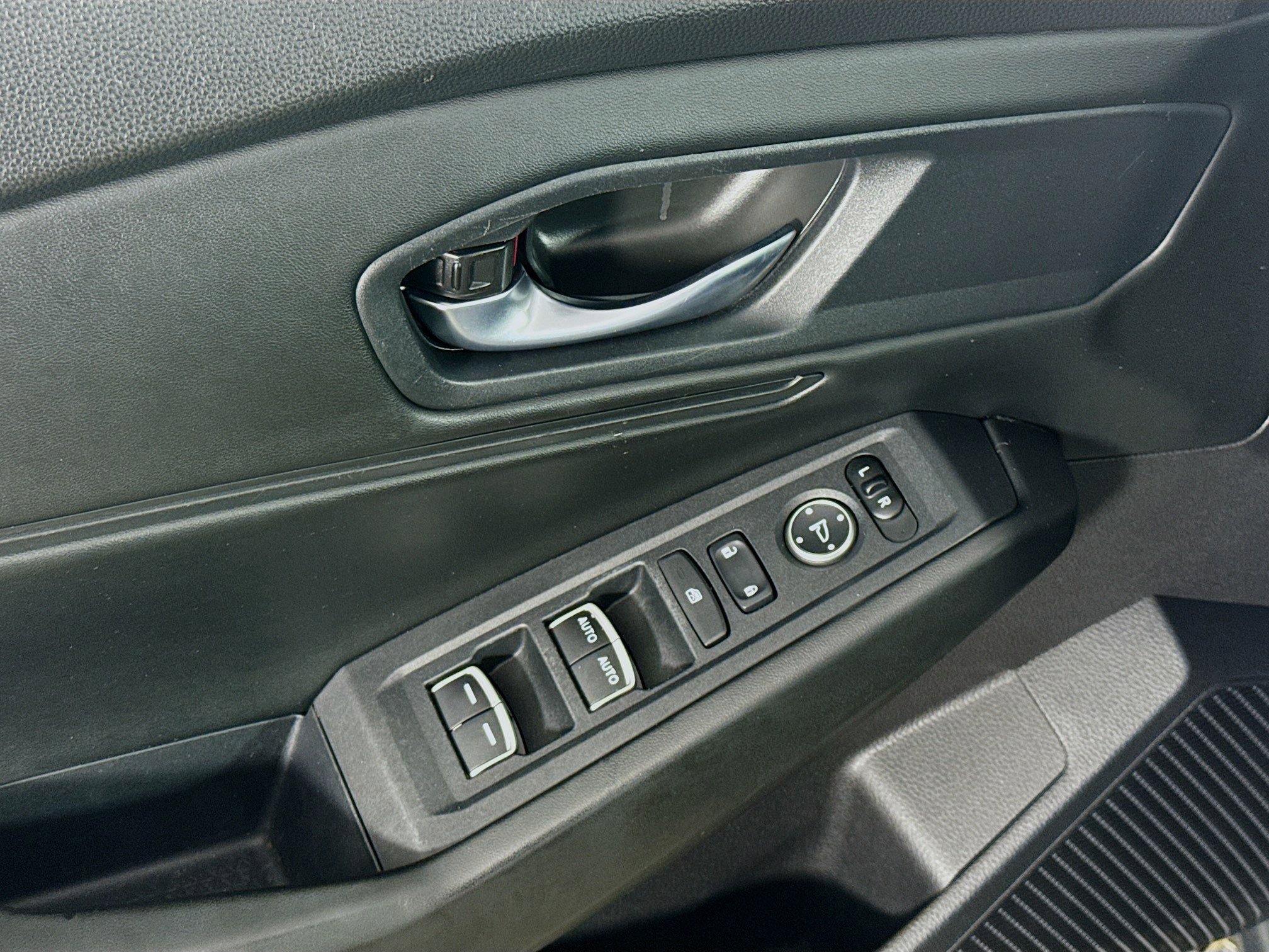 Used 2023 Honda Accord EX image 24