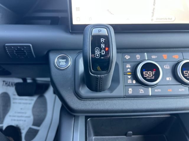 Used 2025 Land Rover Defender 110 X-Dynamic SE image 30