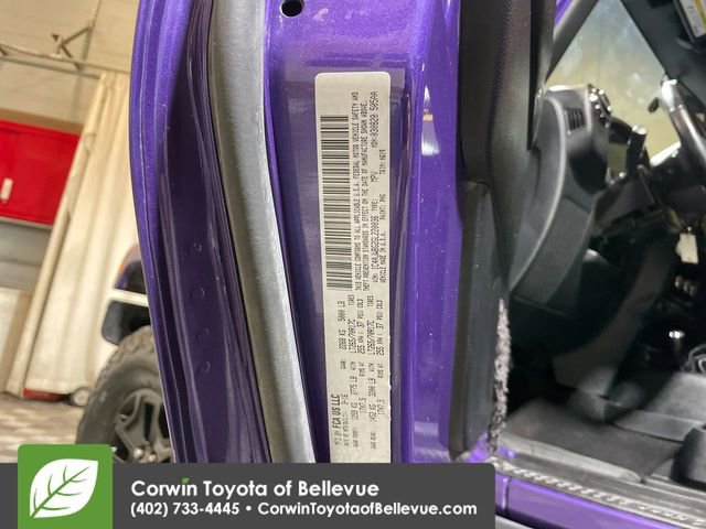 Used 2016 Jeep Wrangler Sahara image 27