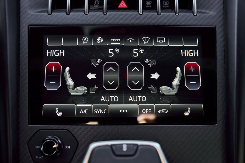 Used 2024 Lamborghini Urus Performante image 74