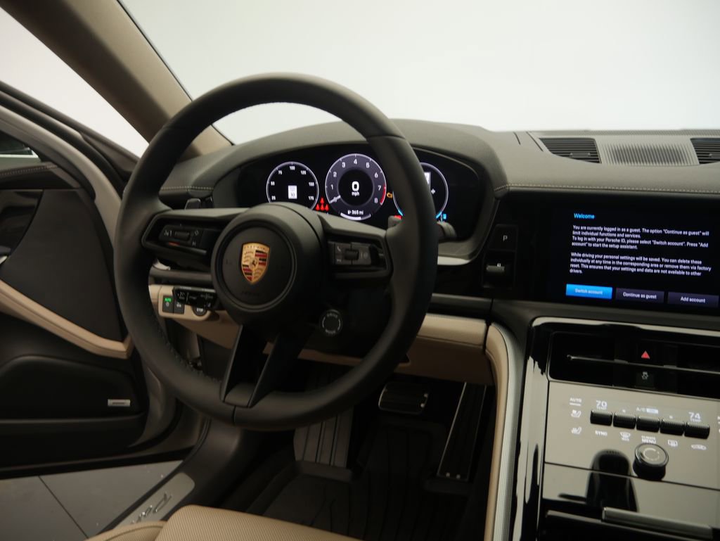 Certified 2025 Porsche Panamera 4 AWD/4WD image 26