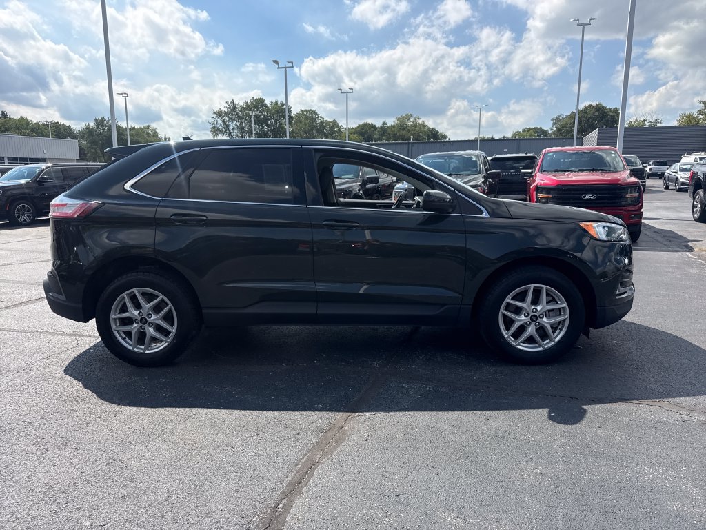 Used 2024 Ford Edge SEL w/ Convenience Package AWD/4WD image 7