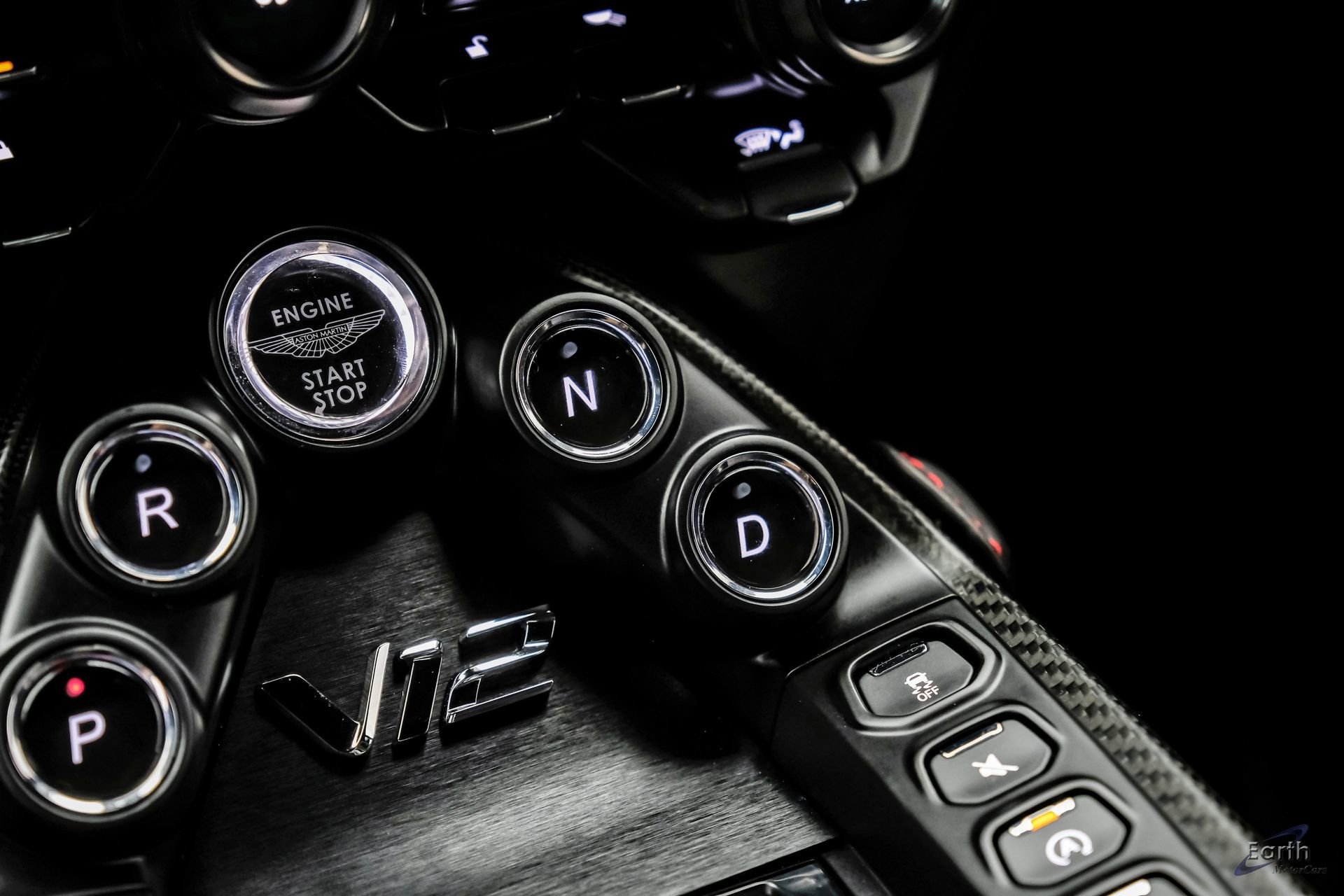 Used 2023 Aston Martin V12 Vantage RWD image 70
