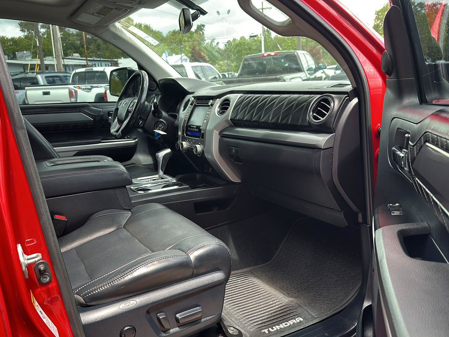 Used 2015 Toyota Tundra Platinum AWD/4WD image 15
