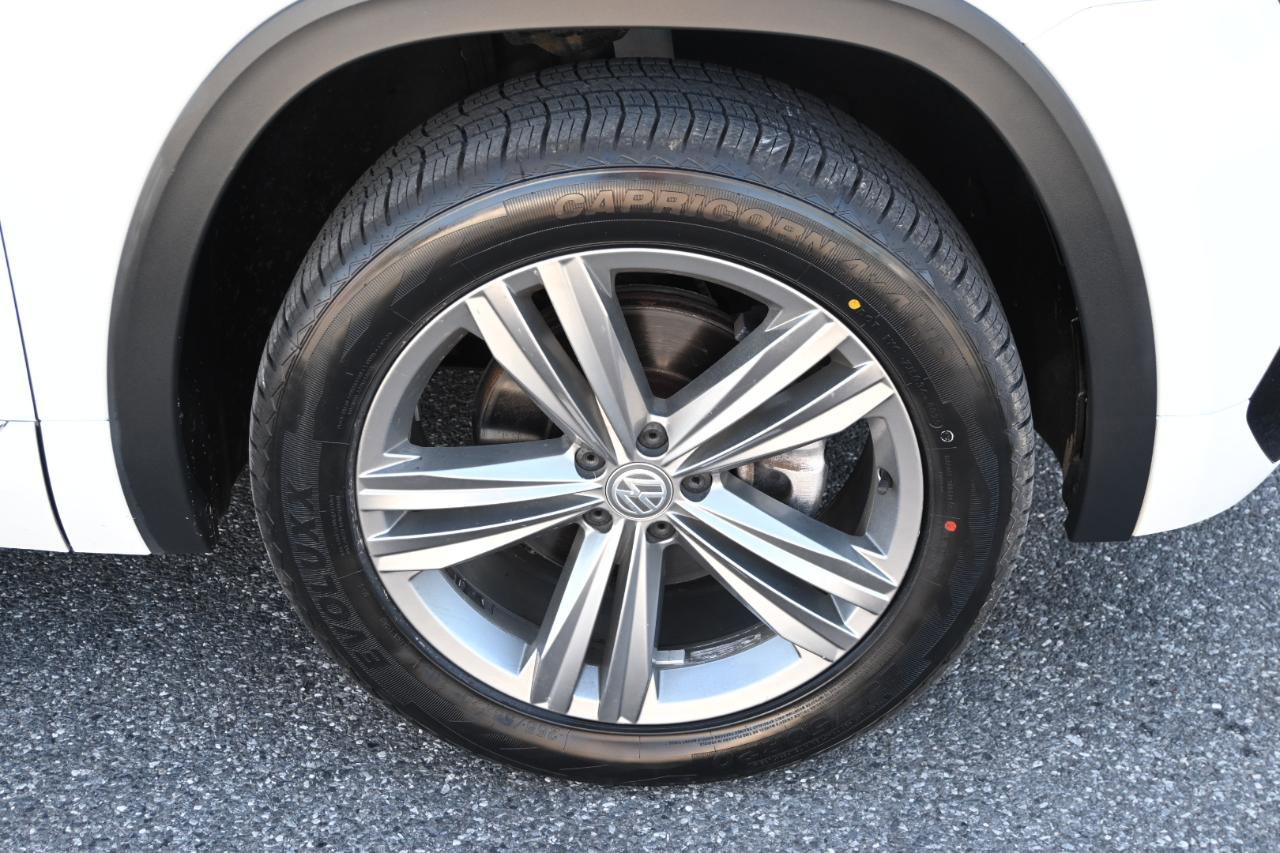 Used 2019 Volkswagen Atlas SEL R-Line image 40