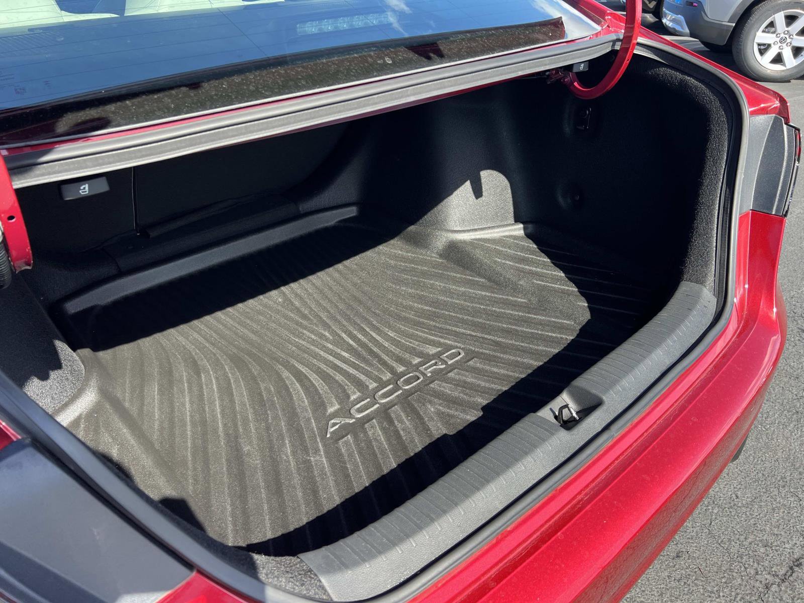 Used 2023 Honda Accord EX-L image 24