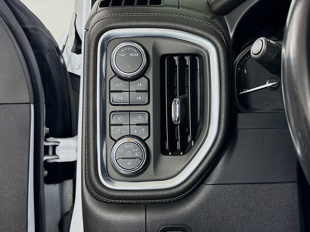 Used 2020 GMC Sierra 3500 Denali image 12