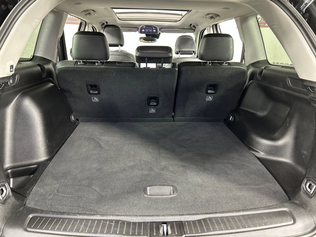 Used 2024 Jeep Grand Cherokee Limited image 21