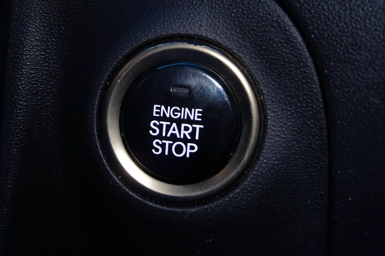 Used 2013 Hyundai Genesis 3.8 image 25