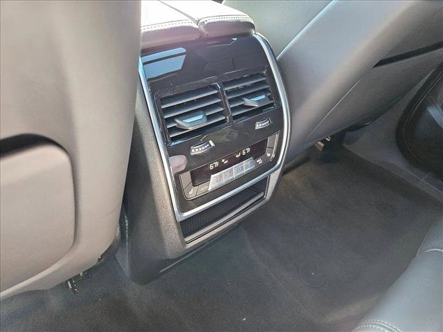 Used 2025 BMW X6 M Competition w/ Executive Package image 18