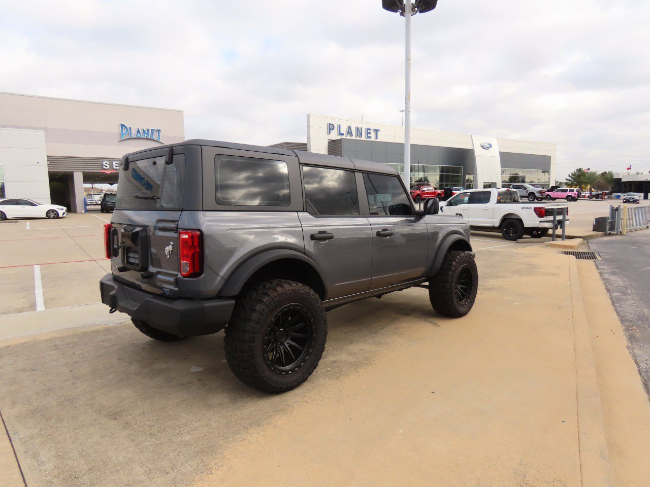 New 2025 Ford Bronco 4-Door AWD/4WD image 11